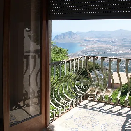 With Terrace Apartment Erice