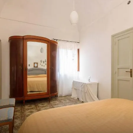 Apartment With Terrace Erice